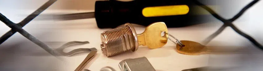 community Locksmith Store Romulus, MI 734-309-7453 - changing-locks